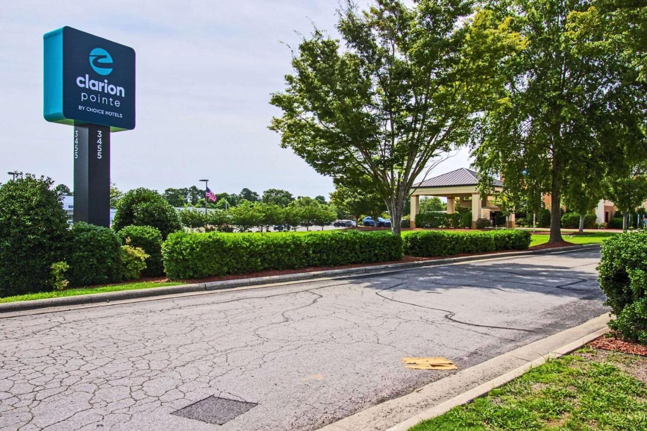 Clarion Pointe New Bern Hotel Екстериор снимка